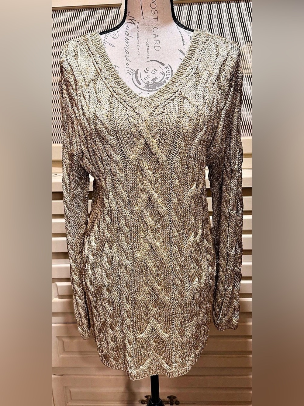 VTG Adrienne Vittadini Metallic Gold Cable Knit Sweater V Neck Shimmer M